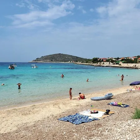 Σπίτι διακοπών Stunning In With Sauna Mali Drvenik